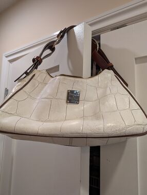 Dooney And Bourke Shoulder Bag